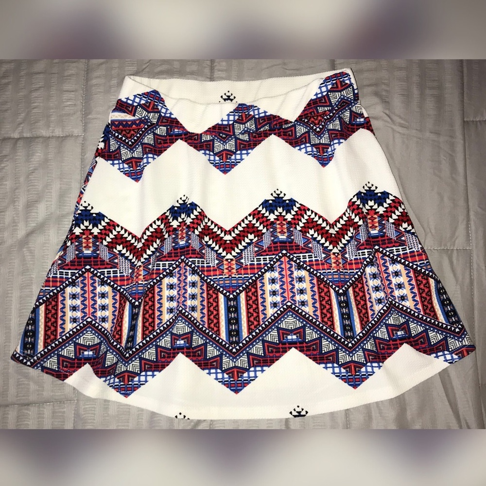 NWOT Aztec Design Skirt